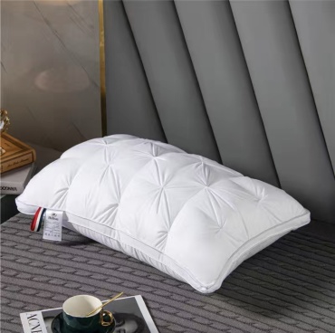 Подушка Hilton 50x70 см, микроволокно
