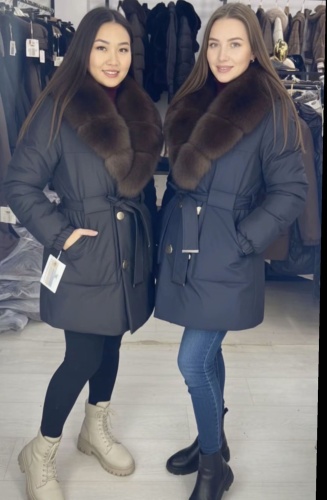 Зимняя куртка MaxMara черный