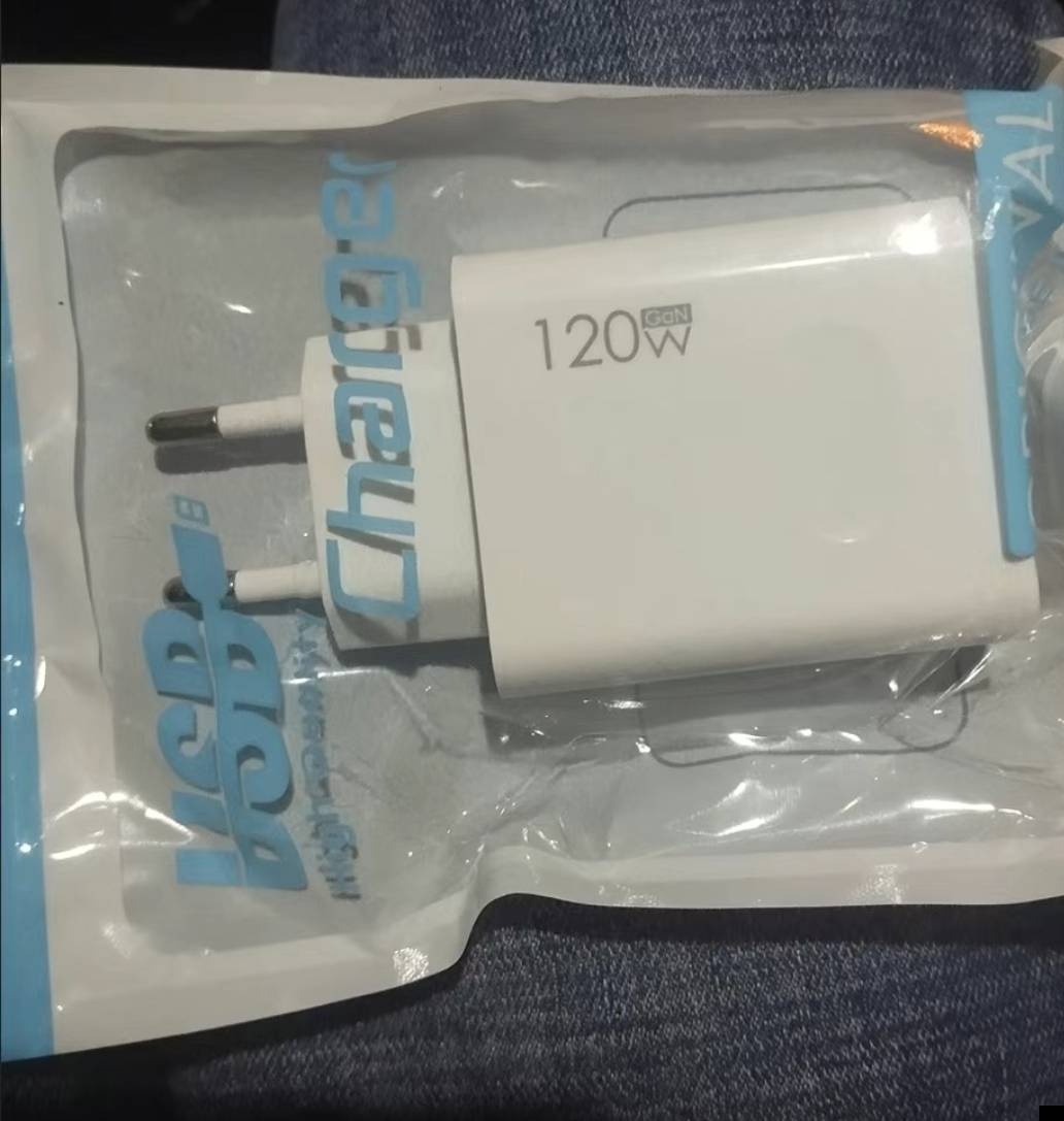 Зарядное устройство EU USB Type-C, USB 67 Вт белый