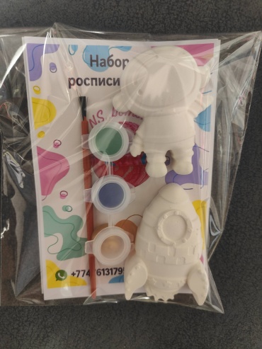 Фигурка Космос