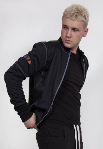 Демисезонная куртка BODRO DESIGN черный