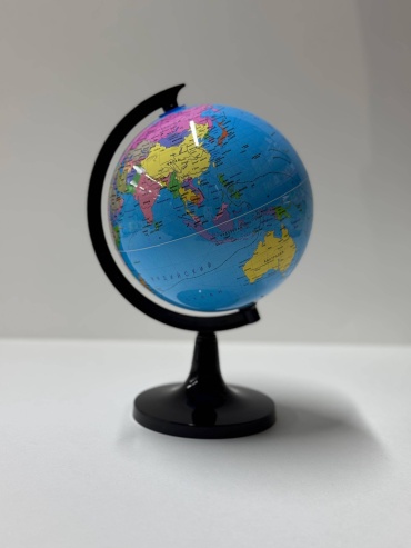 Глобус политический Globe P2639 14.2 см