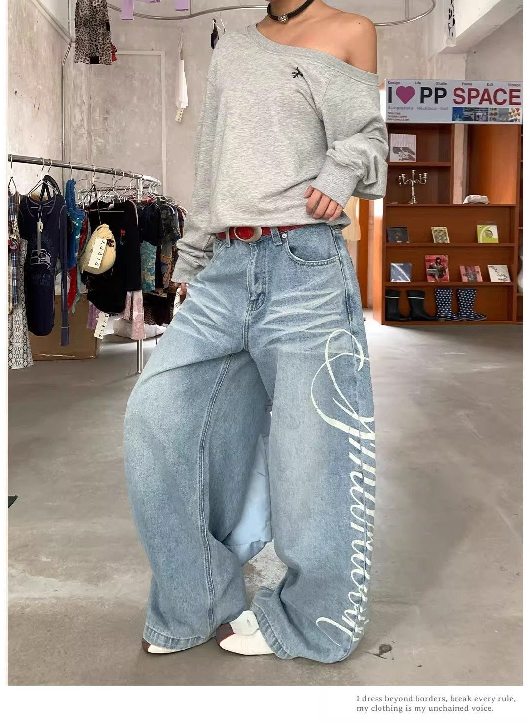 синий
