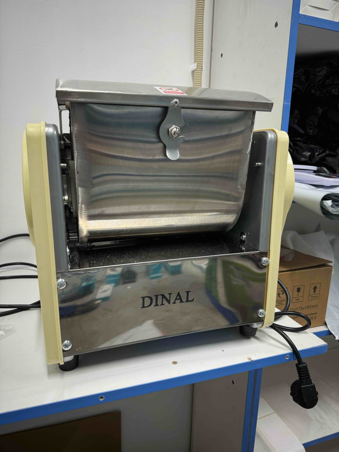 Тестомес DINAL DN-2 бежевый