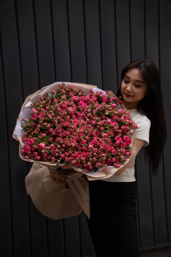 DÁRA flowers букет софия
