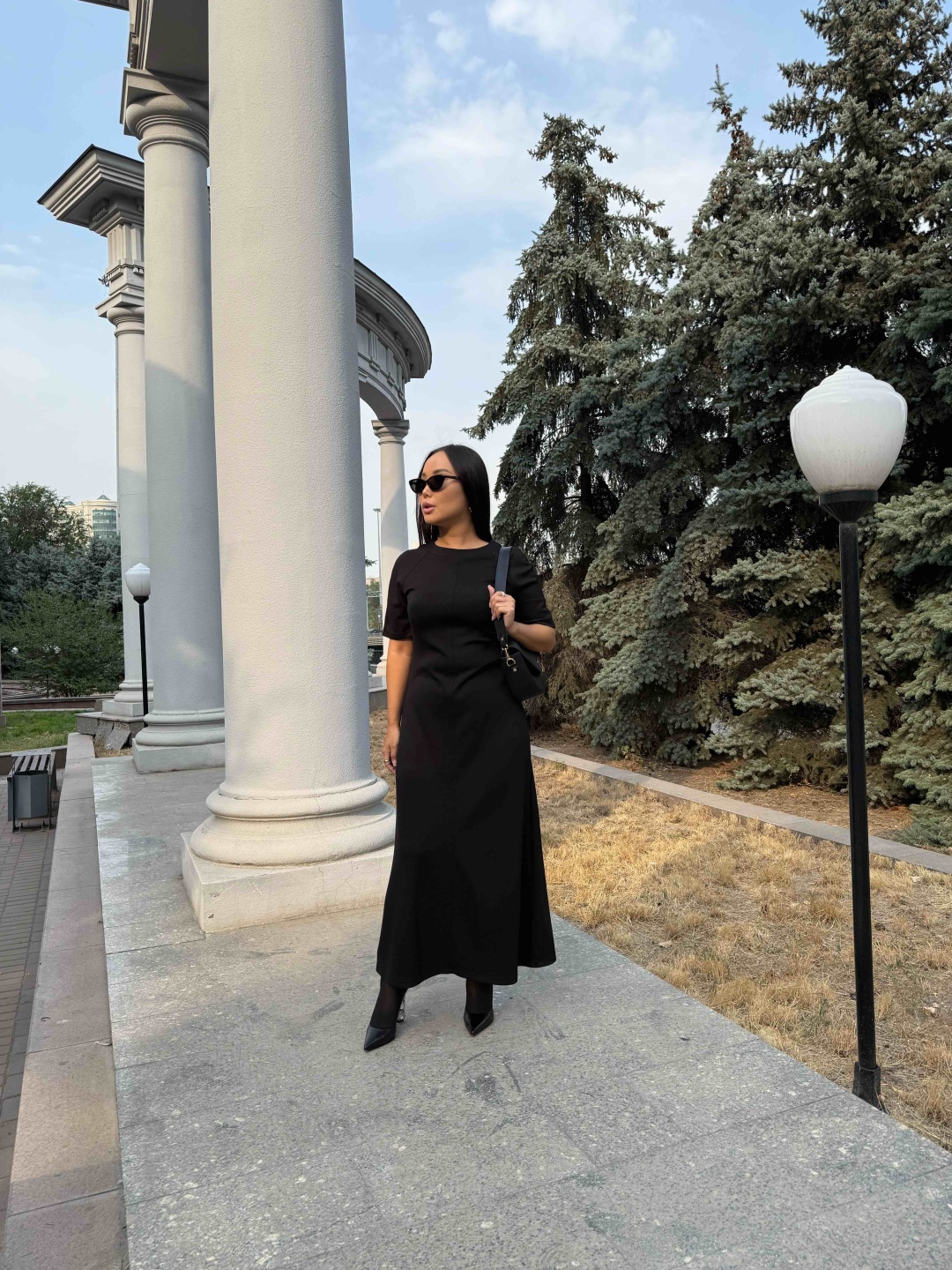 Вечернее платье черный