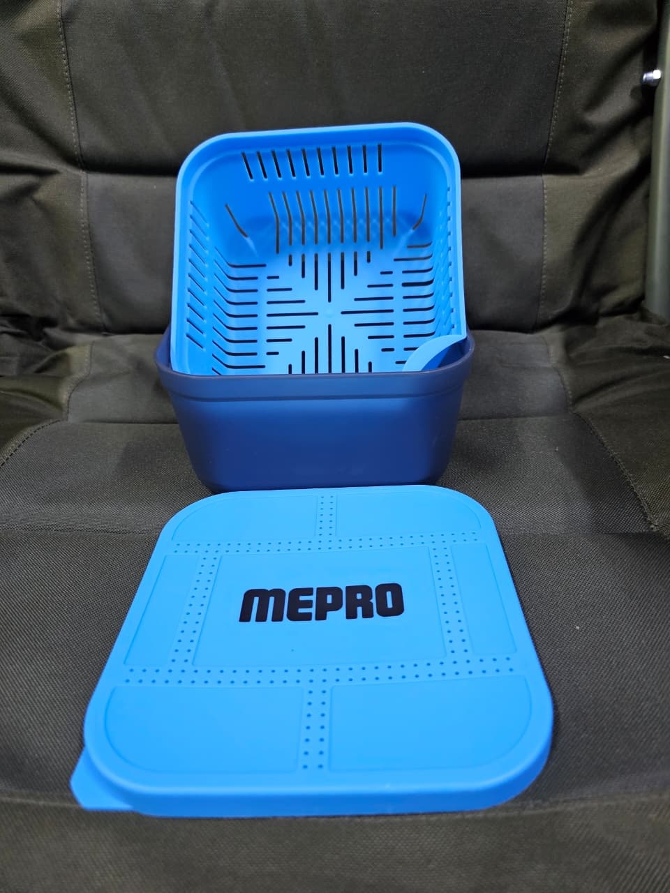 Контейнер Mebao пластиковый с крышкой