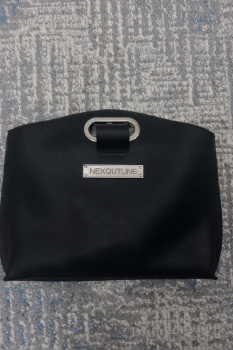 Сумка NEXQUTLINE n35 до 17.3" черный