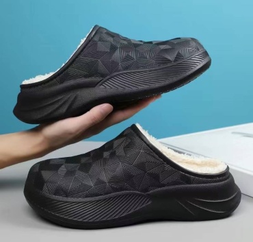 Сабо черный