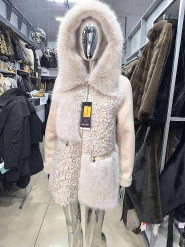 Дубленка SAlTENl белый