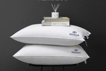 Подушка Hilton 48x74 см, микрогель
