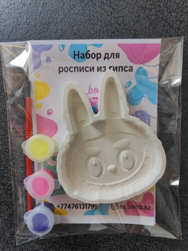 Фигурка Labubu