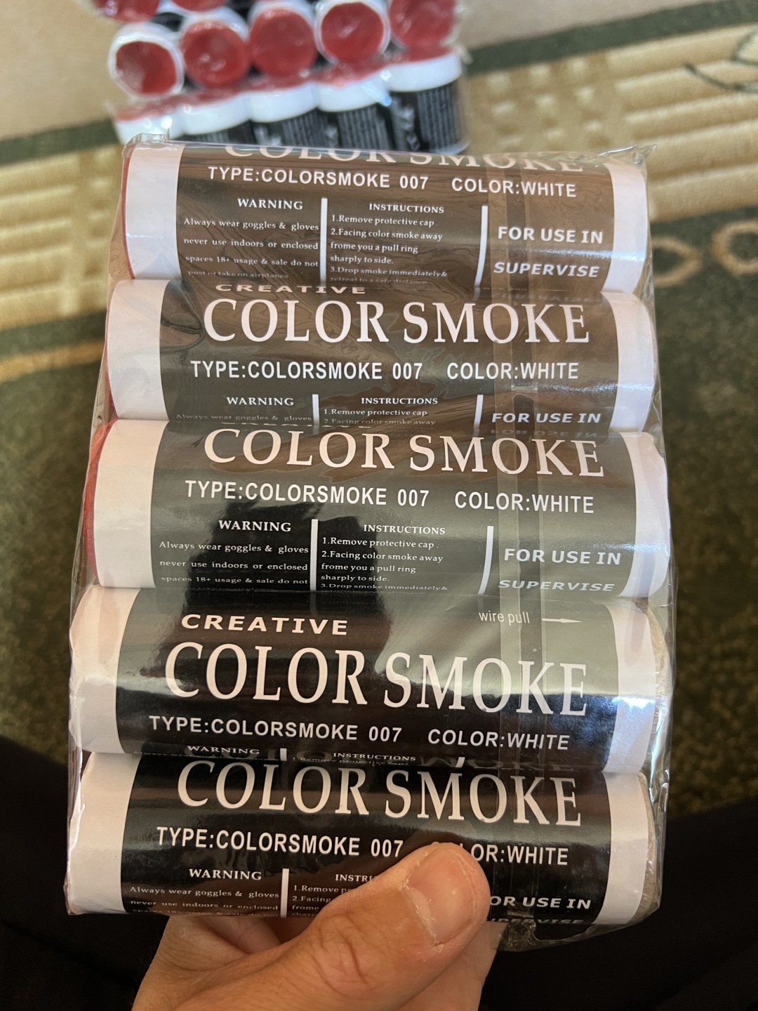 Color Smoke белый 40 с 1 шт