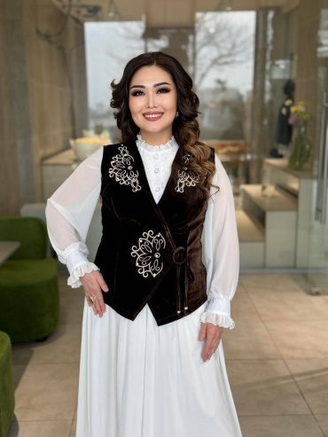 Национальный костюм FASHION Национальный узор коричневый, белый