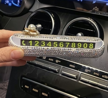 Автомобильная визитка 30371283_848645617 белый