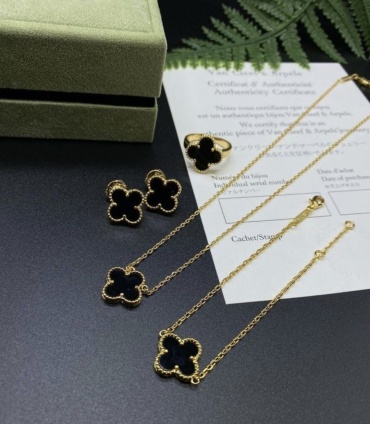 GLOWY SET5325 вес 15.7 г серебро, оникс