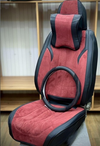 Toyota Blade 2008-2012 красный, черный