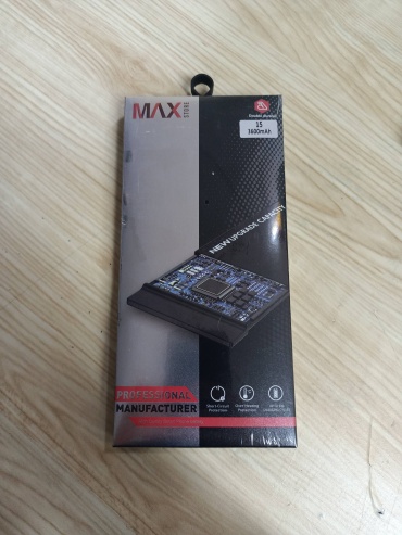 AKC для iPhone 15 3600 мАч