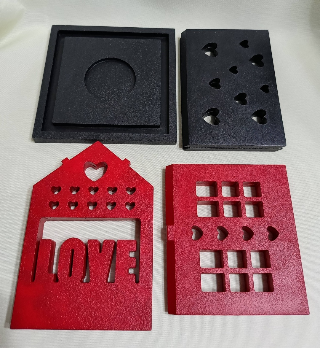 Подсвечник "Дом Love"