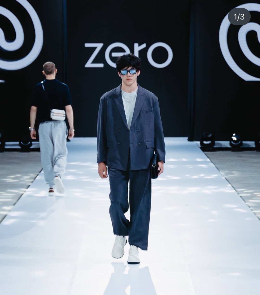 Пиджак двубортный Zero серый