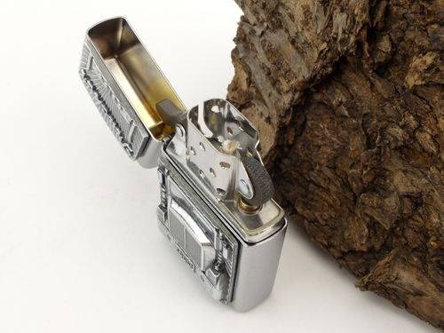 Zippo бензиновая зажигалка Zippo 2003977, латунь
