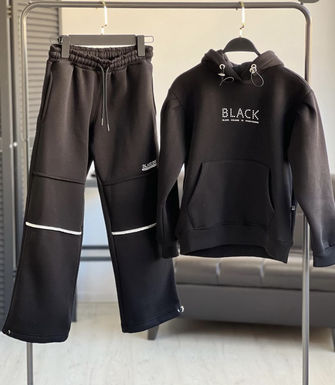 Black One черный