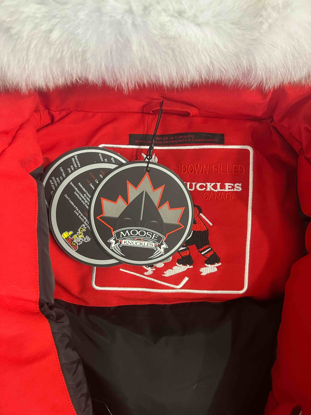 Парка MOOSE KNUCKLES красный