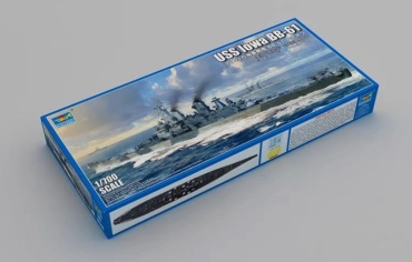 Модель Американский линкор USS Iowa BB-61