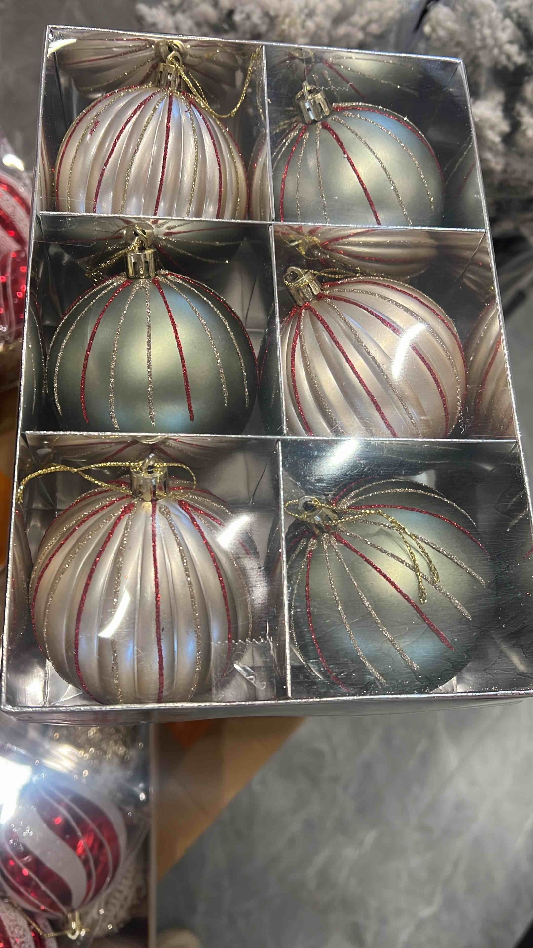Новогодние инрушки