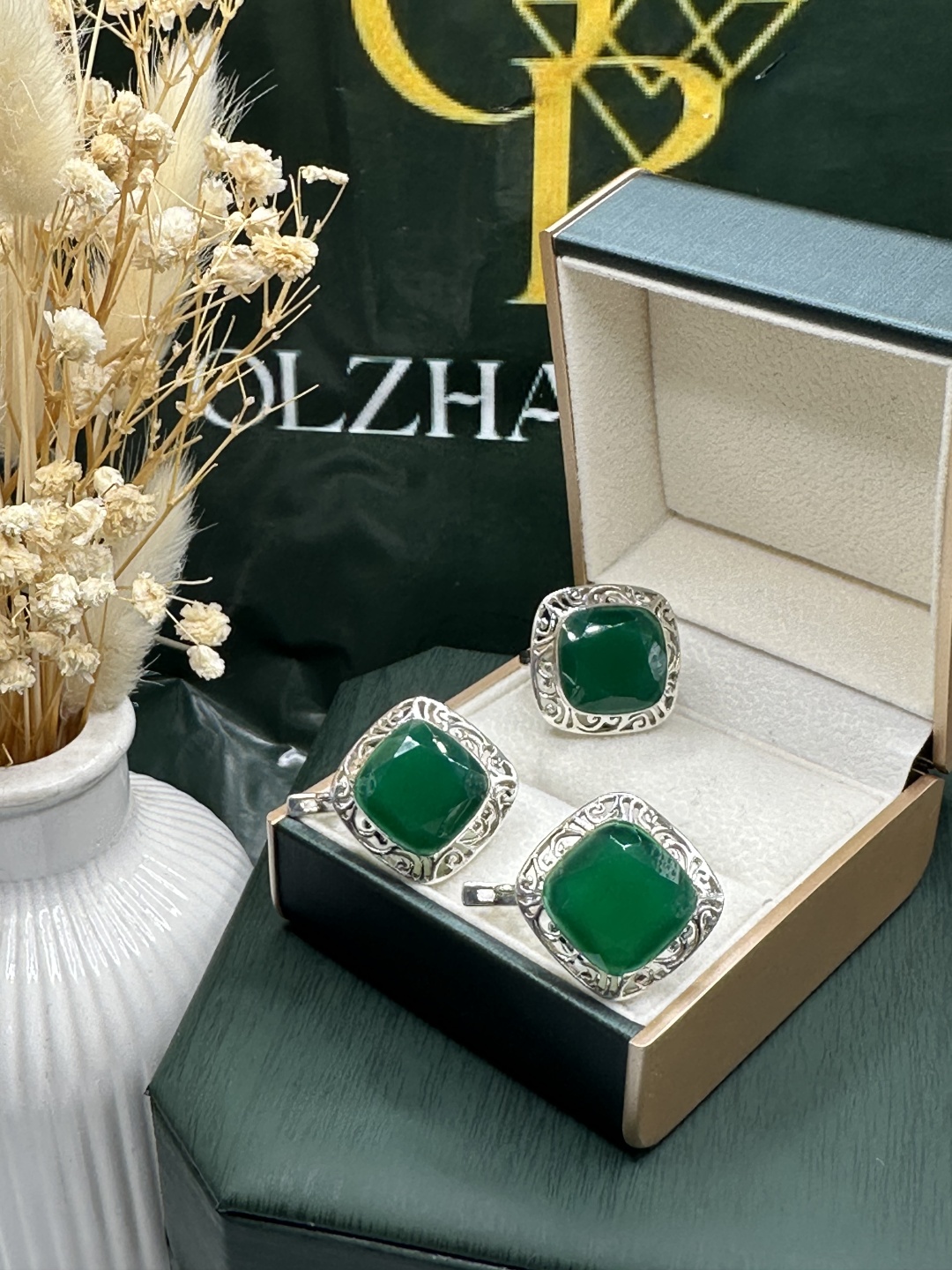 Комплект OLZHA BRAND O7 вес 15 г серебро, изумруд