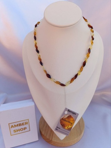 Бусы AmberShop 2888828 длина 45 см натуральный янтарь янтарь