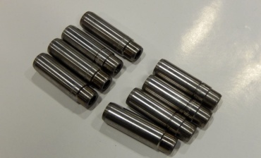 SM втулка направляющая клапана 4422-1007033 / 4422-1007038