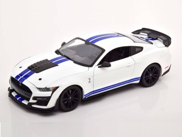 Модель автомобиля Ford Mustang Shelby GT500 2020 белый 1:18 Maisto