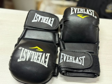 Перчатки Перчатки для единоборств Everlast черный L
