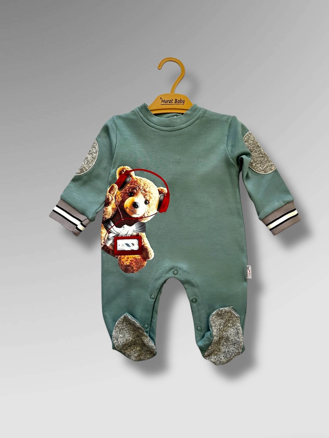 зеленый