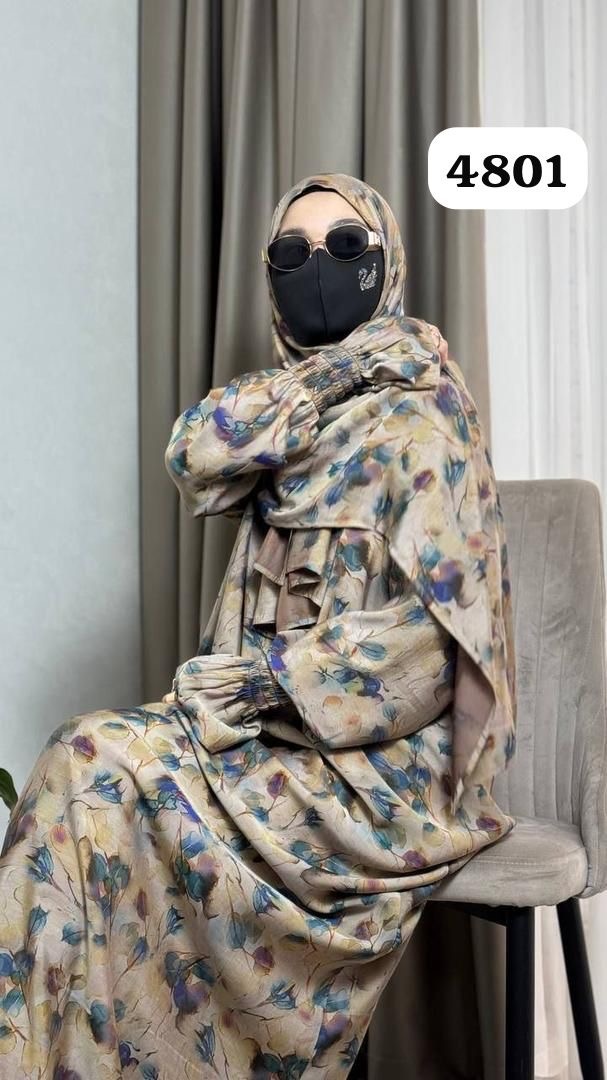 бежевый