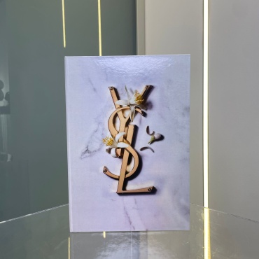 Шкатулка 018449077, картон