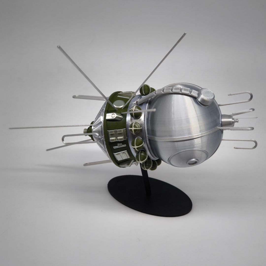 Модель Восток-1, космический корабль Гагарина, сборная модель