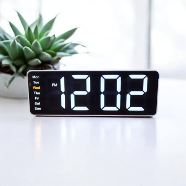 Часы электронные Solar GH-0801W, пластик
