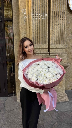 25 веток хризантем