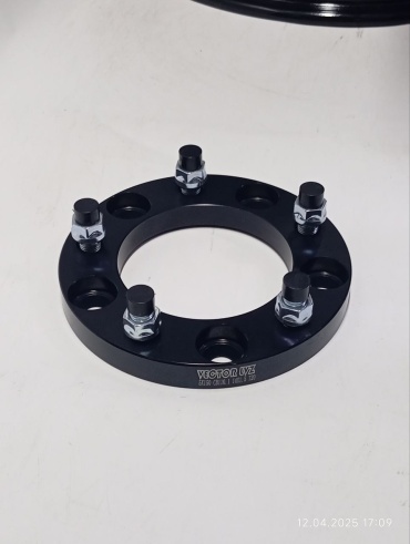 LVZ расширитель колеи 5x150 M14x1.5 110 мм