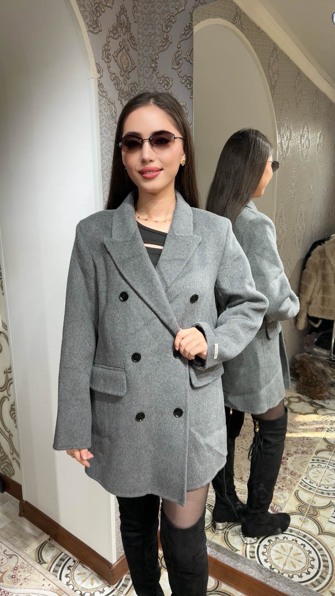 Пальто серый