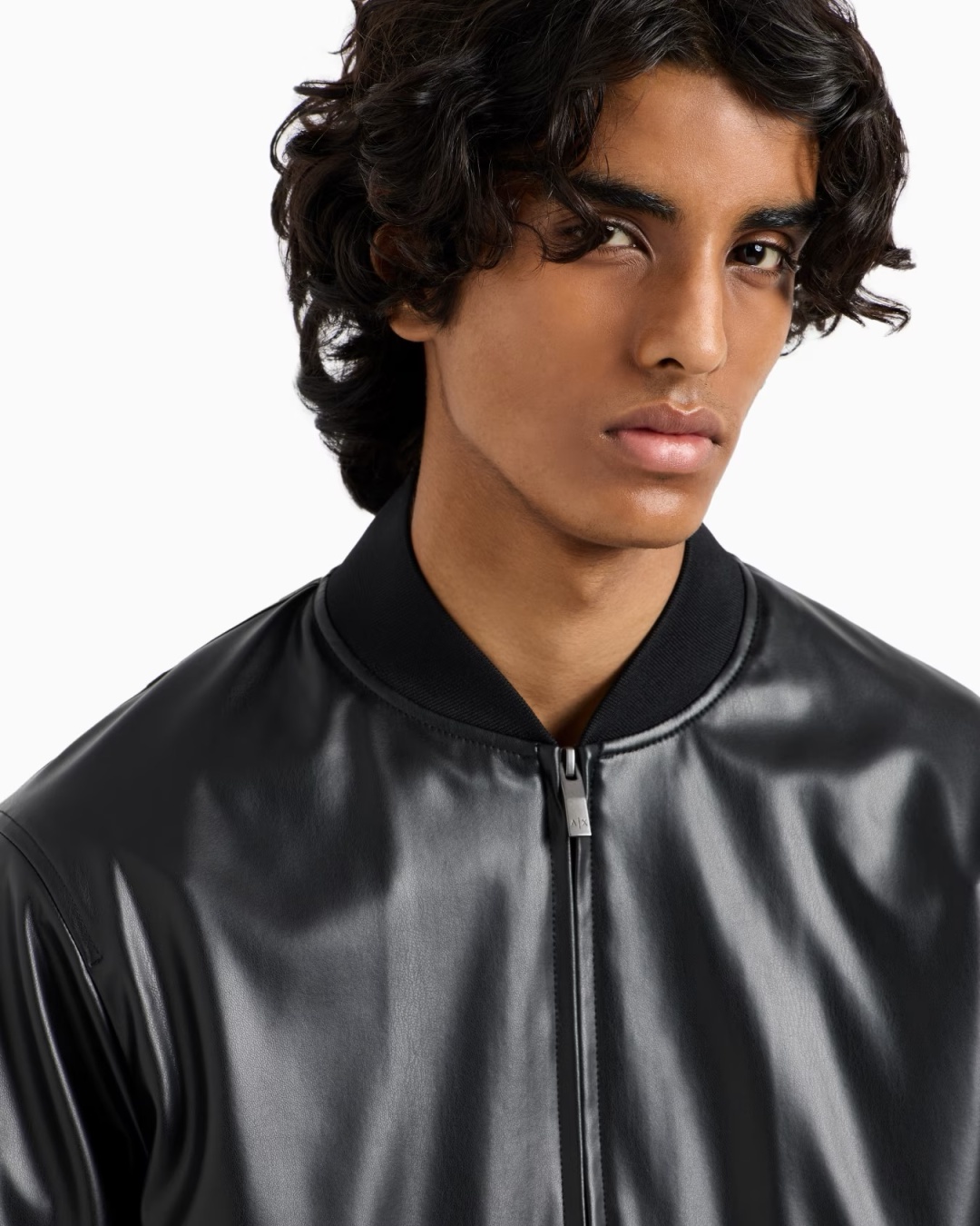Бомбер Armani Exchange черный