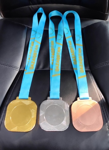Golden Cup медаль Комплект "Квадрат"