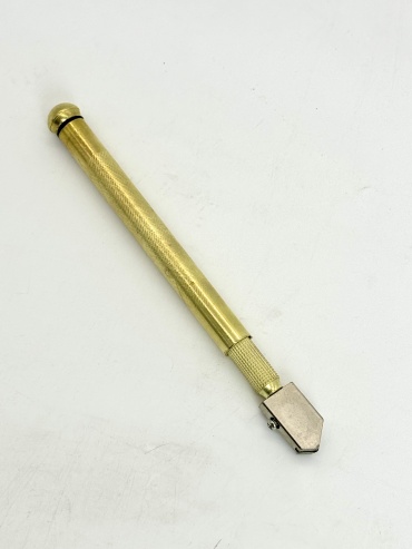 Spark Lux роликовый стеклорез SL059