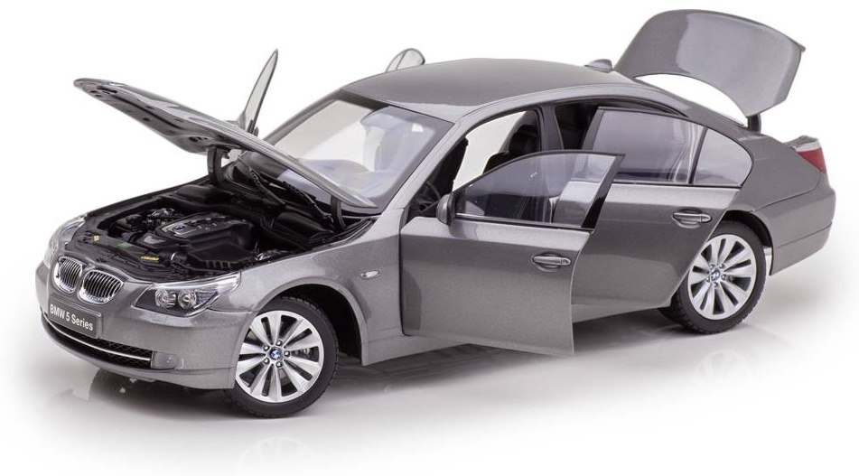 Автомобиль 1:18