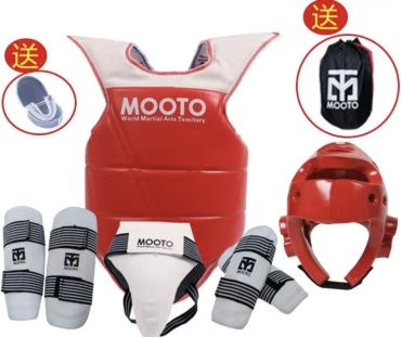 Набор спортивной защиты MOOTO 76 красный S