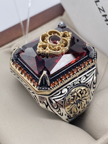 Кольцо ADILZHAN GOLD khan02867 размер 21 вес 16.92 г серебро, наногранат