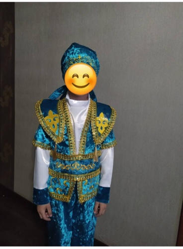 Национальный костюм голубой