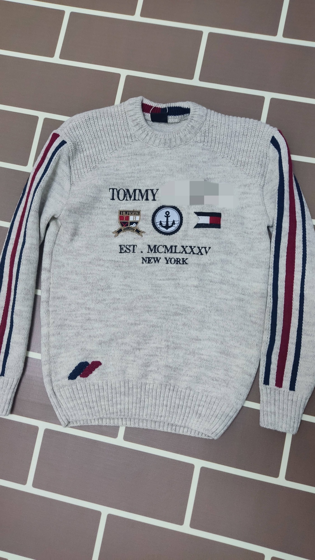 Джемпер Tommy светло-бежевый
